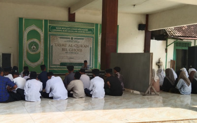 Dalam Rangka Membentuk Karakter Siswa MTs Al-Ma’arif Rengel Gelar Kegiatan Pondok Ramadhan di Pondok Al-Khoirot